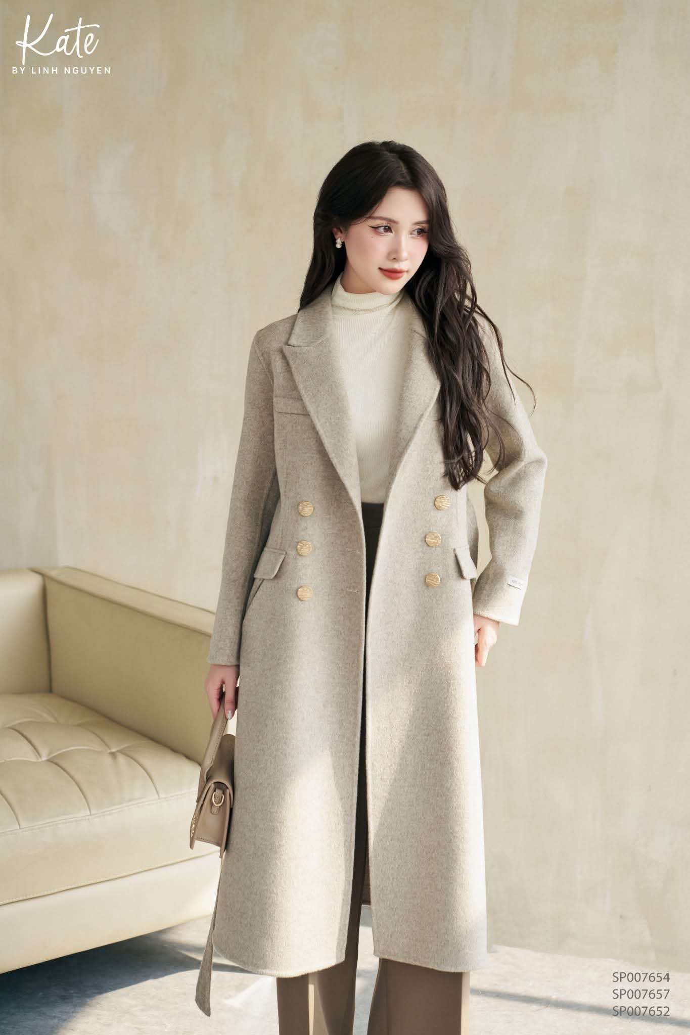 Elara trend coat