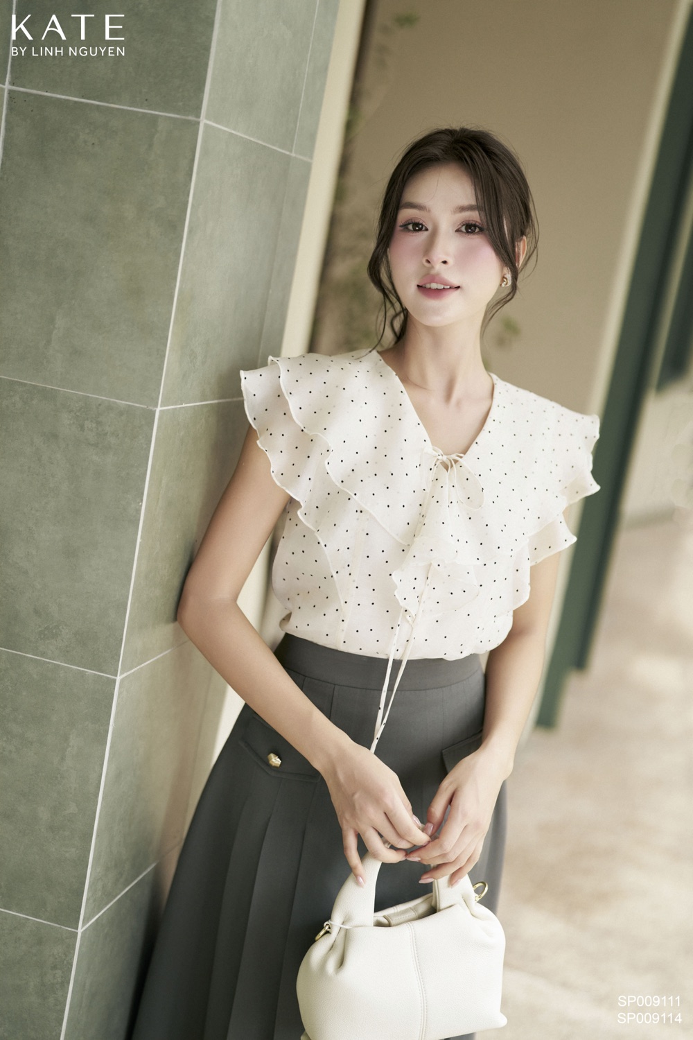 Áo - Elis Blouse - Kate by Linh Nguyen 1