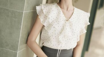 Elis Blouse: chất ren sáng và tỷ lệ gọn