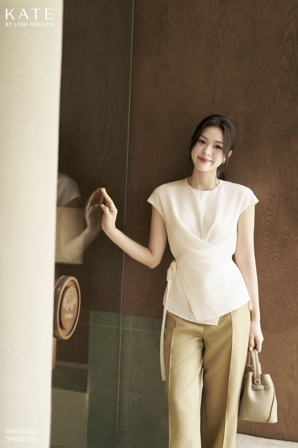 Kaki Pants